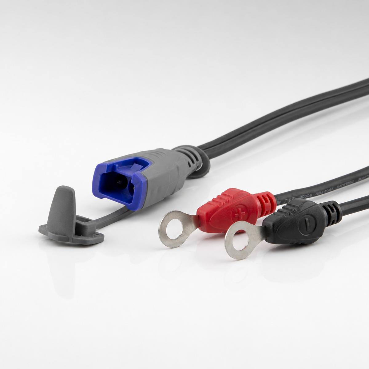 National Luna Snap-On Connector With In-Line Fuse And Eyelet Terminals