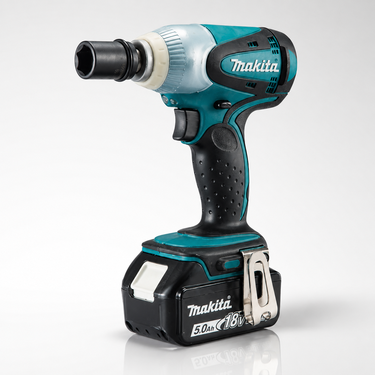 Makita DTW251ZK Cordless Impact Wrench